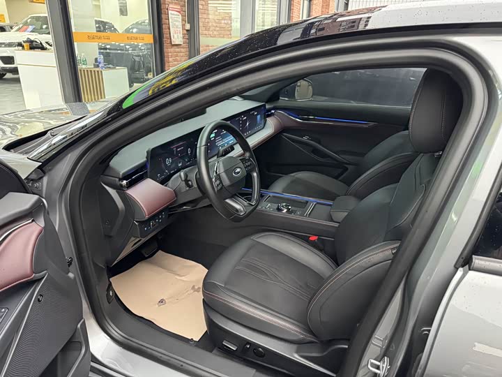 Фото 8 - Ford Mondeo