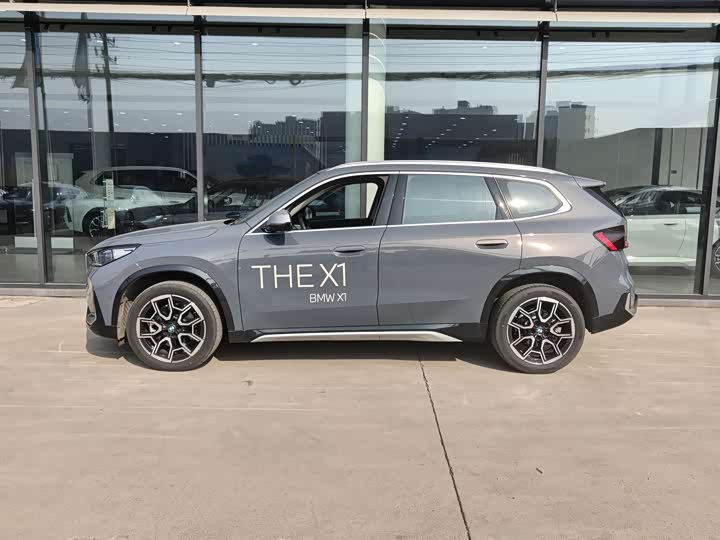 Фото 6 - BMW X1