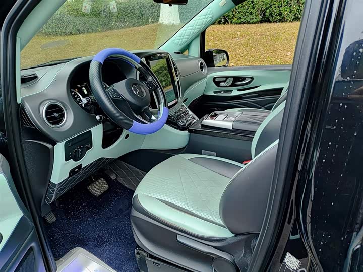 Фото 7 - Mercedes-Benz Vito