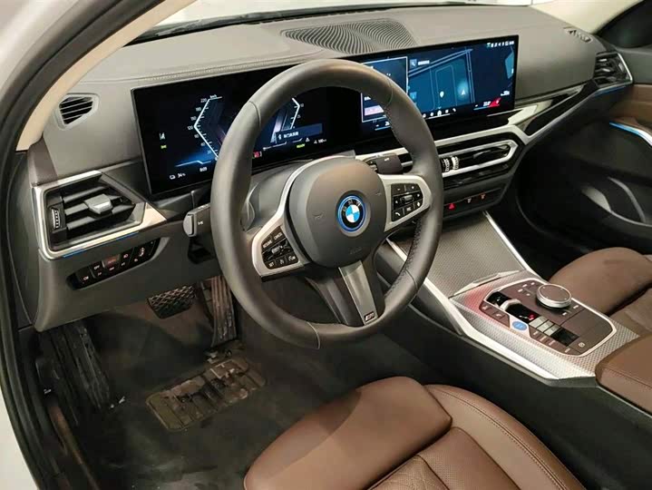 Фото 7 - BMW i3