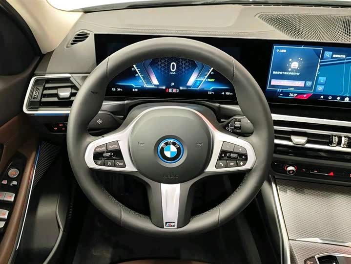 Фото 9 - BMW i3