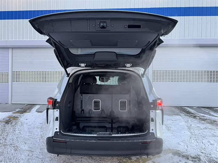 Фото 2 - Toyota Sienna
