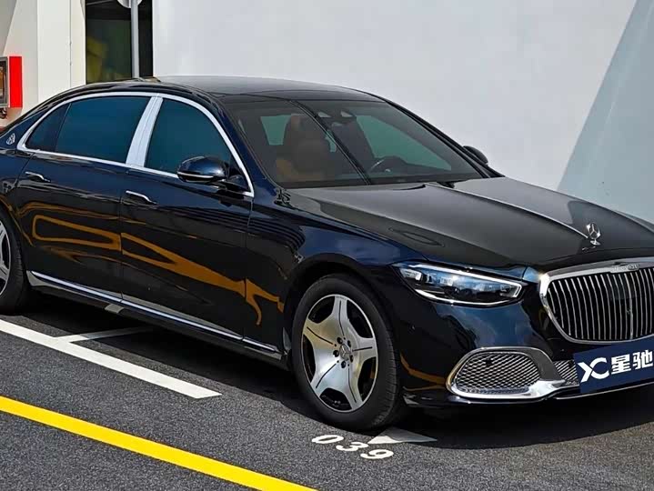 Фото 1 - Mercedes-Benz Maybach S-Class