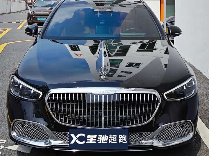 Фото 2 - Mercedes-Benz Maybach S-Class