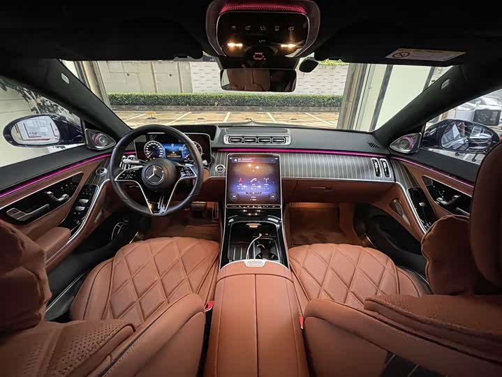 Фото 3 - Mercedes-Benz Maybach S-Class