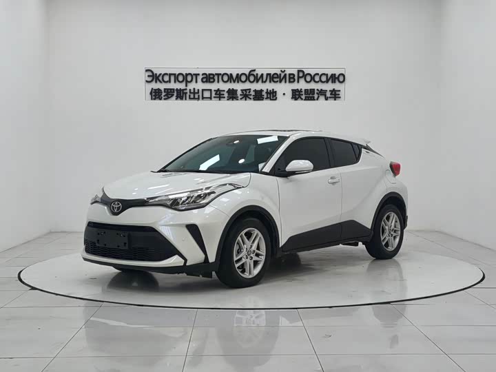 Фото 2 - Toyota C-HR