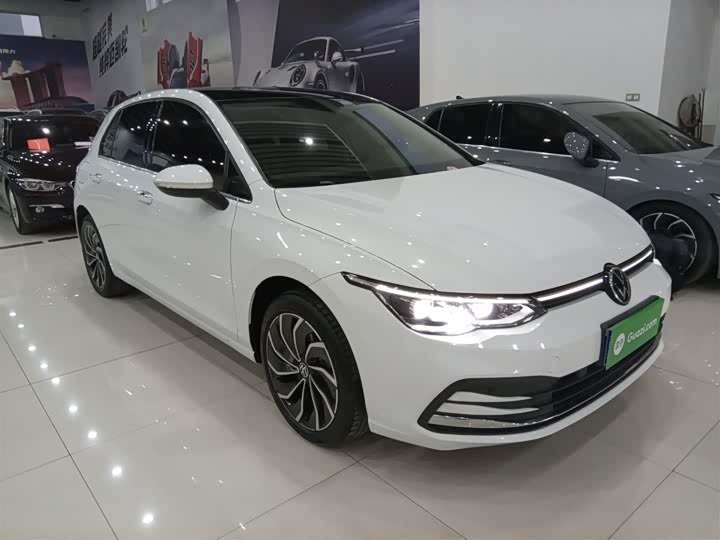 Фото 4 - Volkswagen Golf