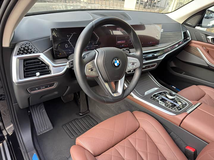 Фото 8 - BMW X7