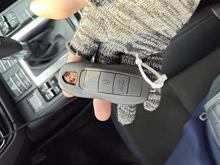 Фото 9 - Porsche Macan