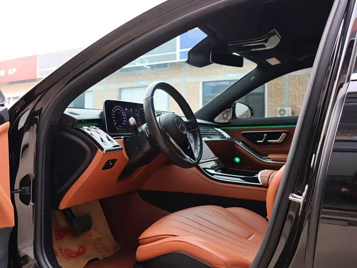 Фото 5 - Mercedes-Benz S-Class