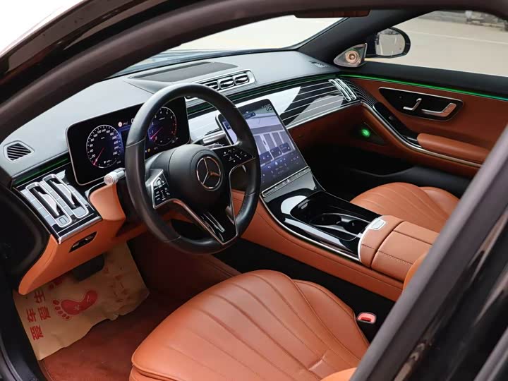 Фото 6 - Mercedes-Benz S-Class