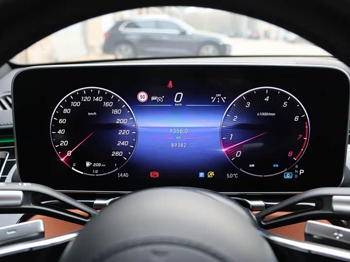 Фото 7 - Mercedes-Benz S-Class