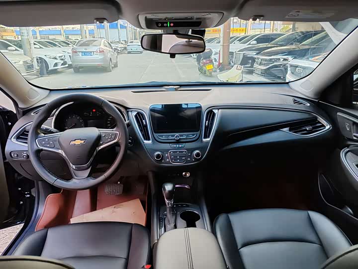 Фото 7 - Chevrolet Malibu XL