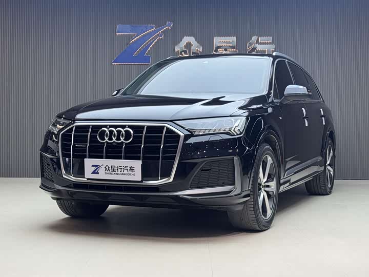 Фото 1 - Audi Q7