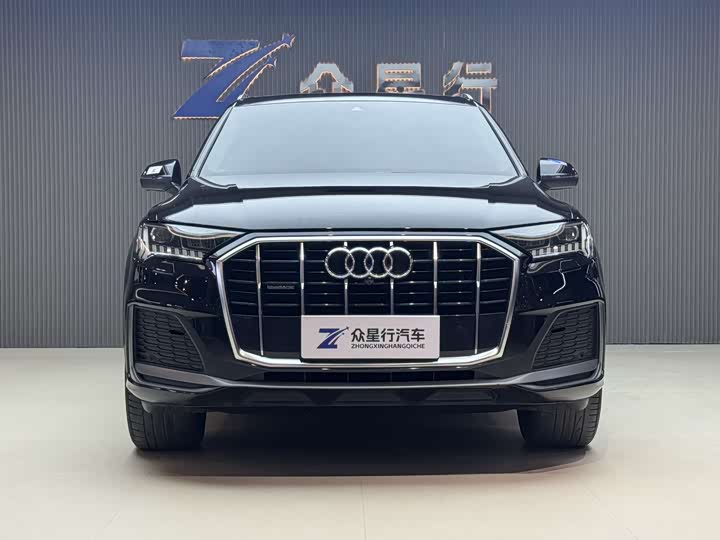 Фото 2 - Audi Q7