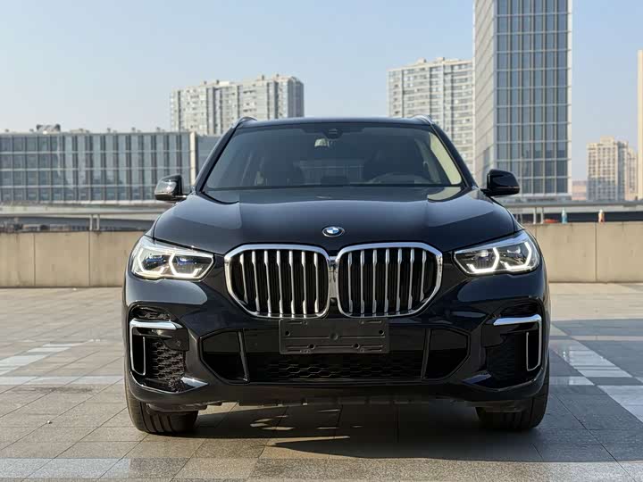 Фото 2 - BMW X5
