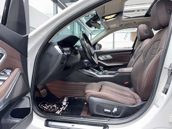 Фото 4 - BMW 3 Series