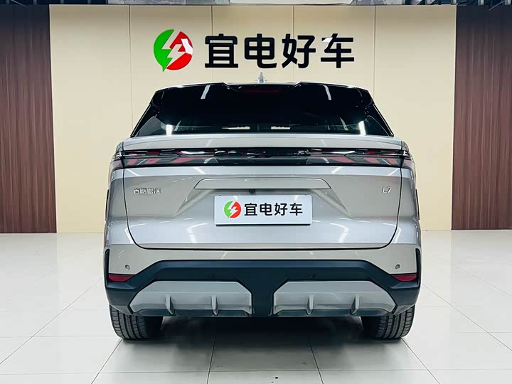 Фото 6 - Geely Galaxy L7