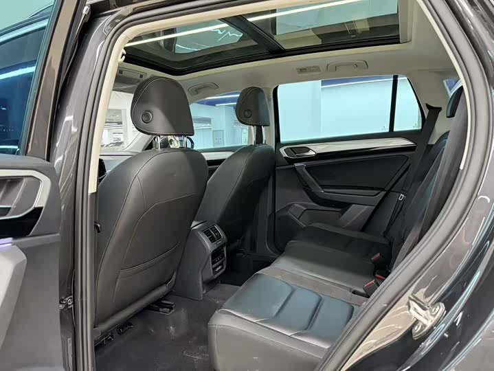 Фото 7 - Volkswagen Tayron