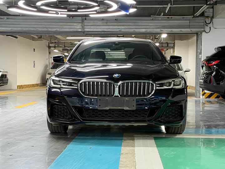 Фото 2 - BMW 5 Series