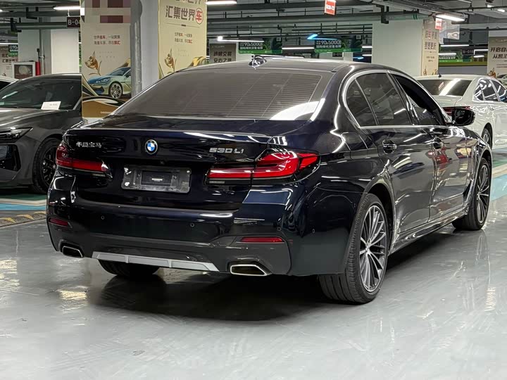 Фото 4 - BMW 5 Series