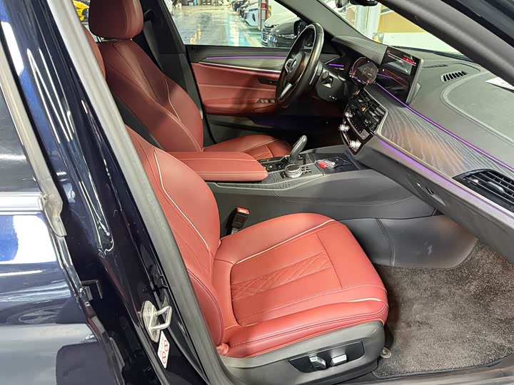 Фото 7 - BMW 5 Series