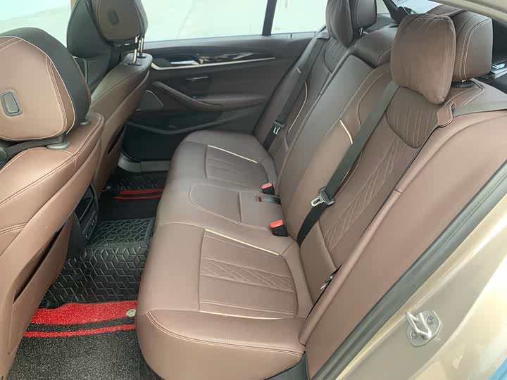 Фото 7 - BMW 5 Series