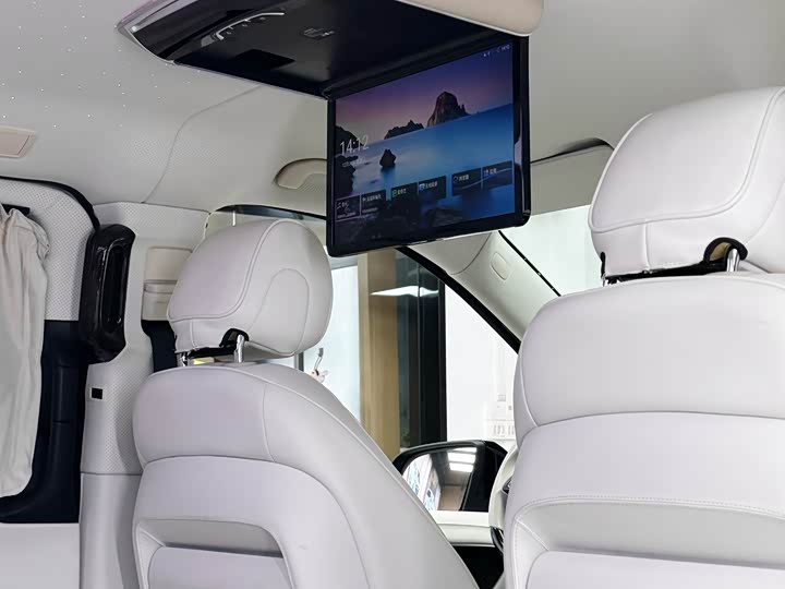 Фото 7 - Mercedes-Benz Vito