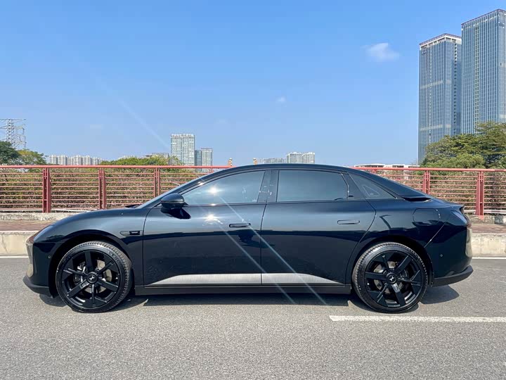 Фото 4 - XPeng Mona M03