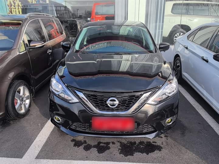 Фото 3 - Nissan Sylphy