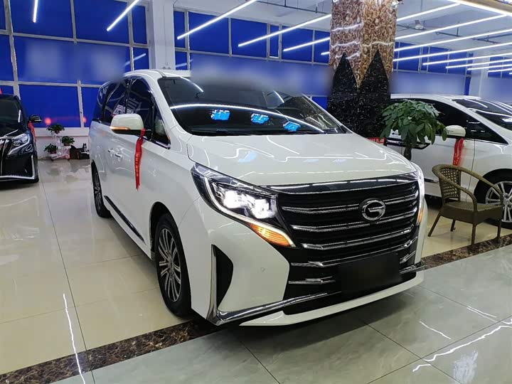 Фото 4 - GAC Trumpchi M8