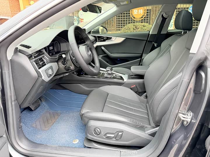 Фото 6 - Audi A5