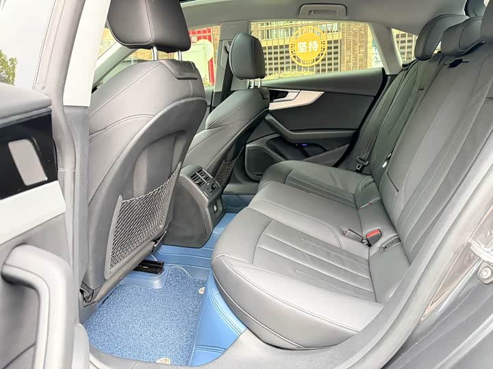 Фото 8 - Audi A5