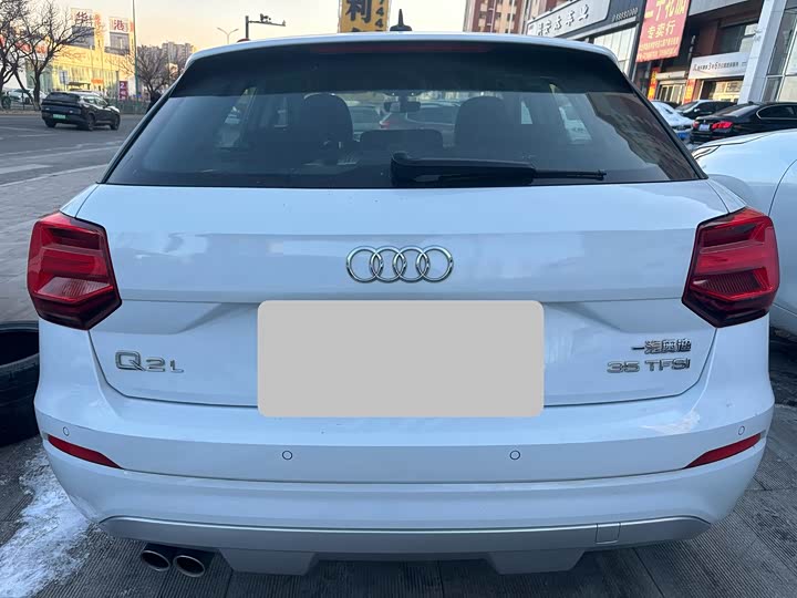 Фото 6 - Audi Q2L