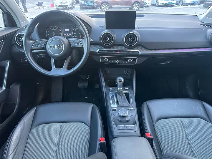 Фото 7 - Audi Q2L