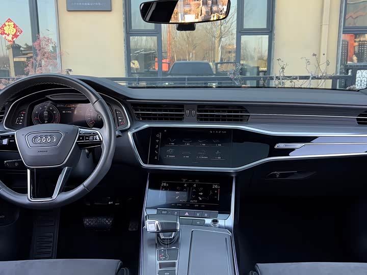 Фото 8 - Audi A6L