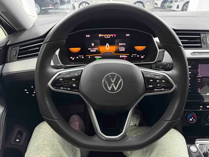 Фото 5 - Volkswagen Magotan