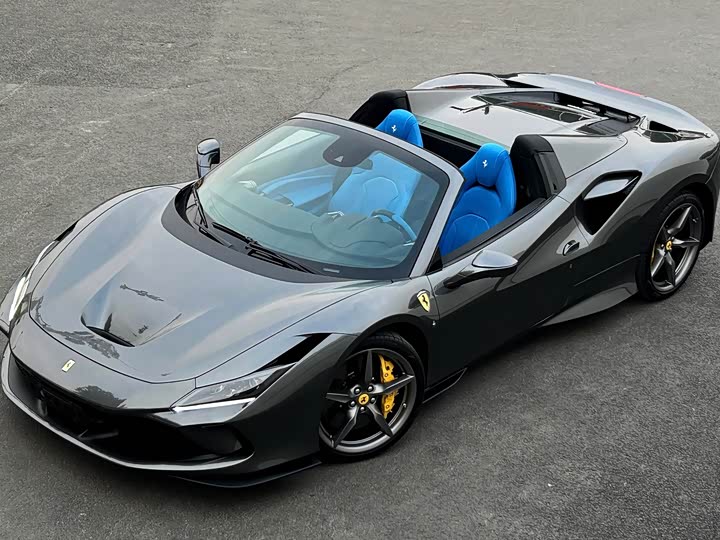 Фото 2 - Ferrari F8