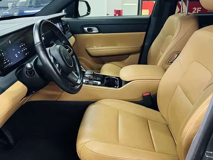 Фото 6 - LiXiang One