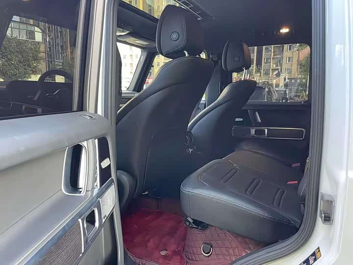 Фото 5 - Mercedes-Benz G-Class