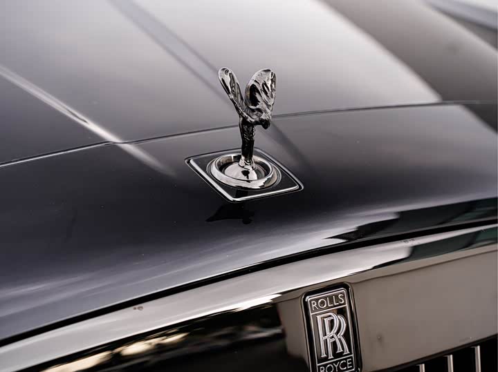 Фото 8 - Rolls-Royce Cullinan