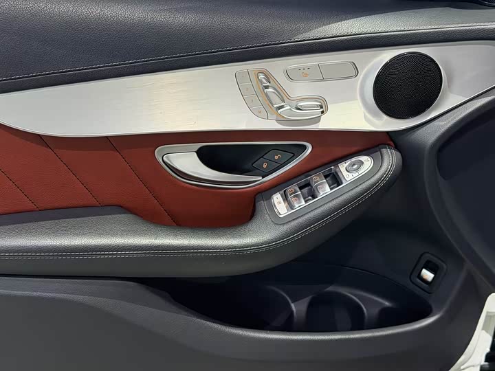 Фото 7 - Mercedes-Benz GLC-Class Coupe