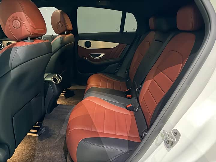 Фото 8 - Mercedes-Benz GLC-Class Coupe