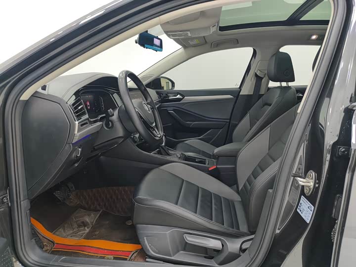 Фото 7 - Volkswagen Sagitar L