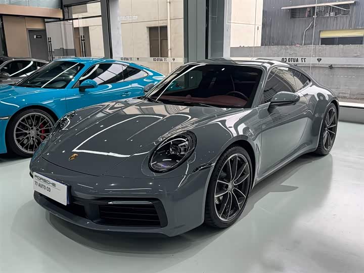 Фото 1 - Porsche 911