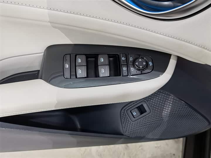 Фото 9 - BYD Seal 06 GT