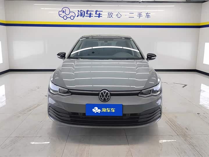 Фото 2 - Volkswagen Golf