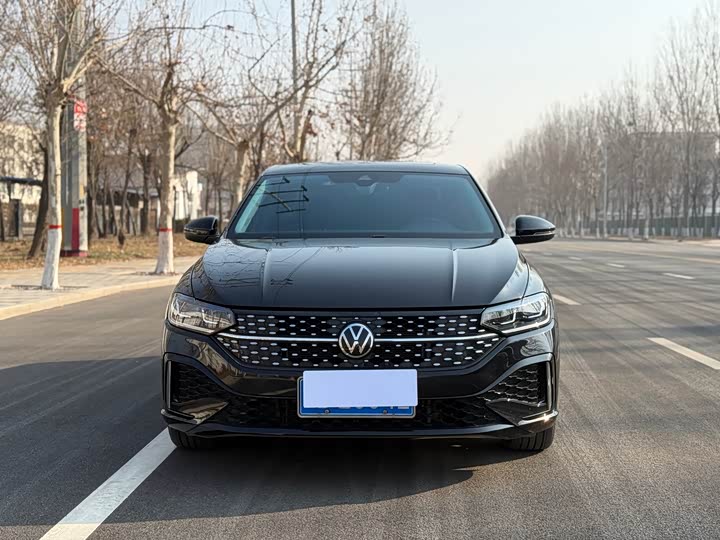 Фото 2 - Volkswagen Lavida