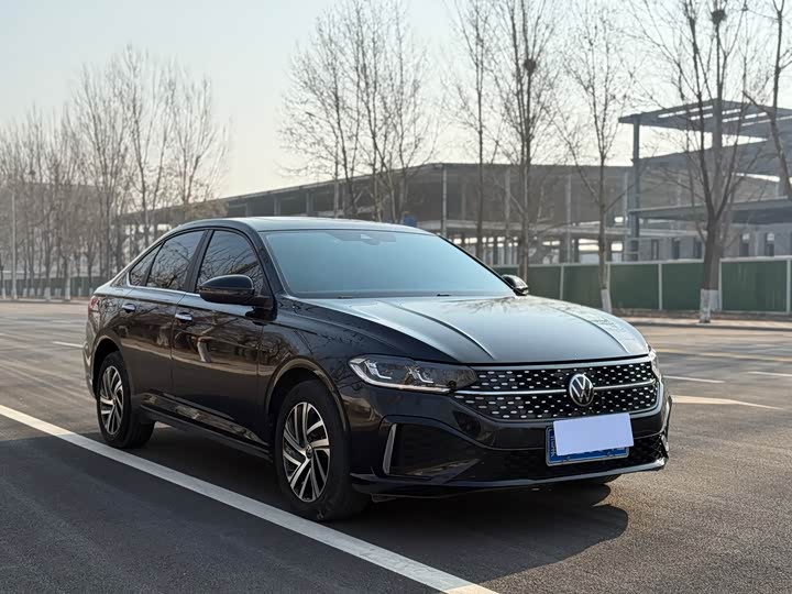 Фото 3 - Volkswagen Lavida