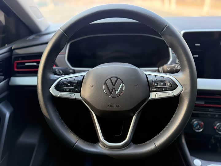 Фото 7 - Volkswagen Lavida